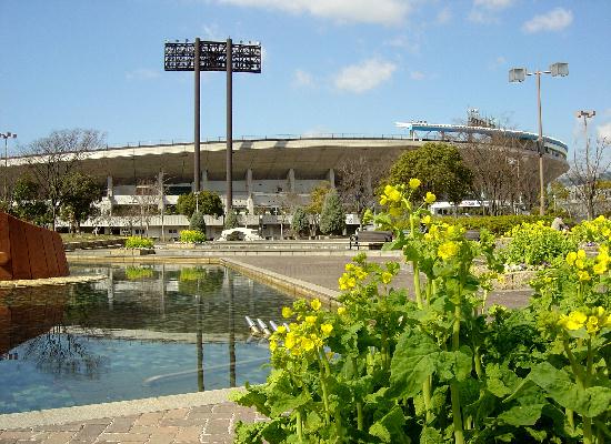 File:Kobe Universiade Memorial Stadium.jpg